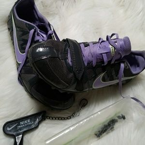 Track & field nike tennis shoes